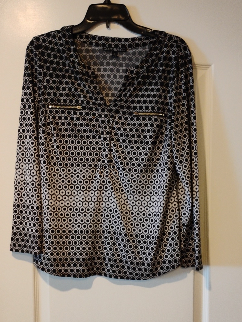 Coco Bianco Black & White Geometric Circle-Print Long Sleeve Blouse